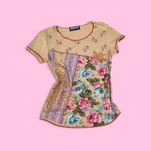 Vintage 2000s PSSSY French Exposed Seam Baby Tee – Glitter Graphic Fitted T-Shirt, Fairycore Trashy Y2K Size Small/Medium S M