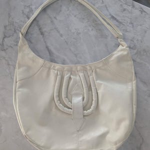 Vintage Purse, Shoulder Purse, Leather Purse, Leather Handbag, White Purse, Vintage, Accessories, Unisex Accessories, One Of A Kind, Leather