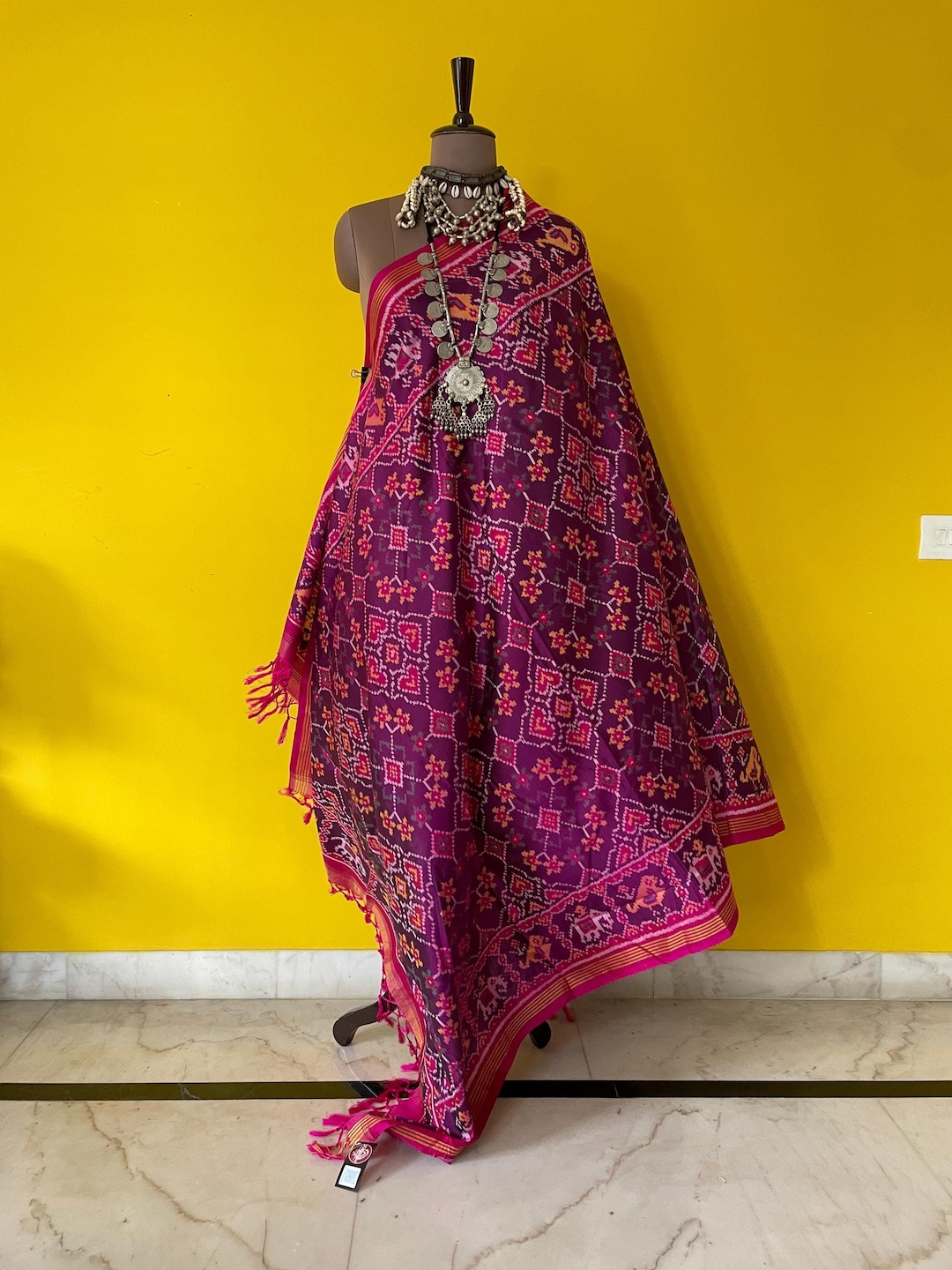 KGO'S Handcrafted Dupatta main image 0