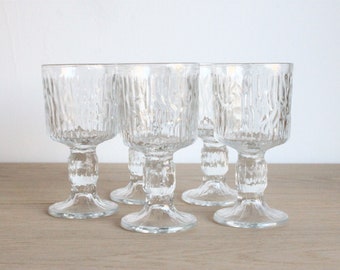 5 vintage 70s Ravenhead Siesta sherry or liqueur glasses, Tree bark textured glass