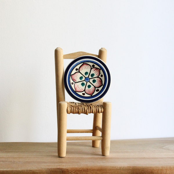 Vintage Henriot dollhouse miniature / doll dinner plate, handpainted French Quimper pottery