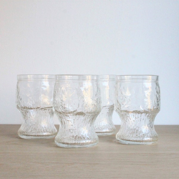 4 verres à jus ou à limonade italiens vintage des années 70 en relief transparents fabriqués par Fidenza en Italie