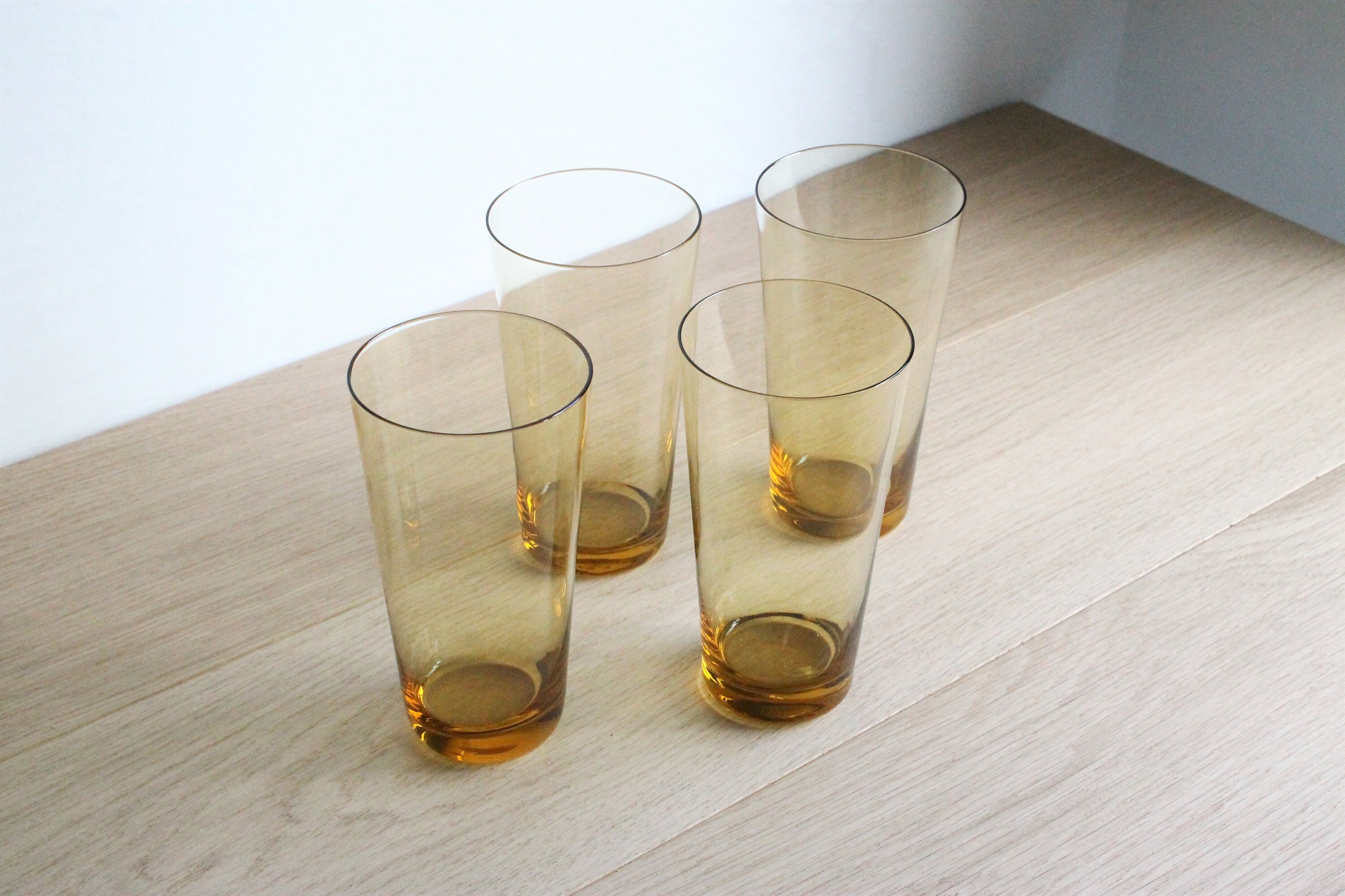 4 Verres Vintage Mcm de Haut Tumbler, Verre Jaune Ambré Mince, d'un Marché Aux Puces Français