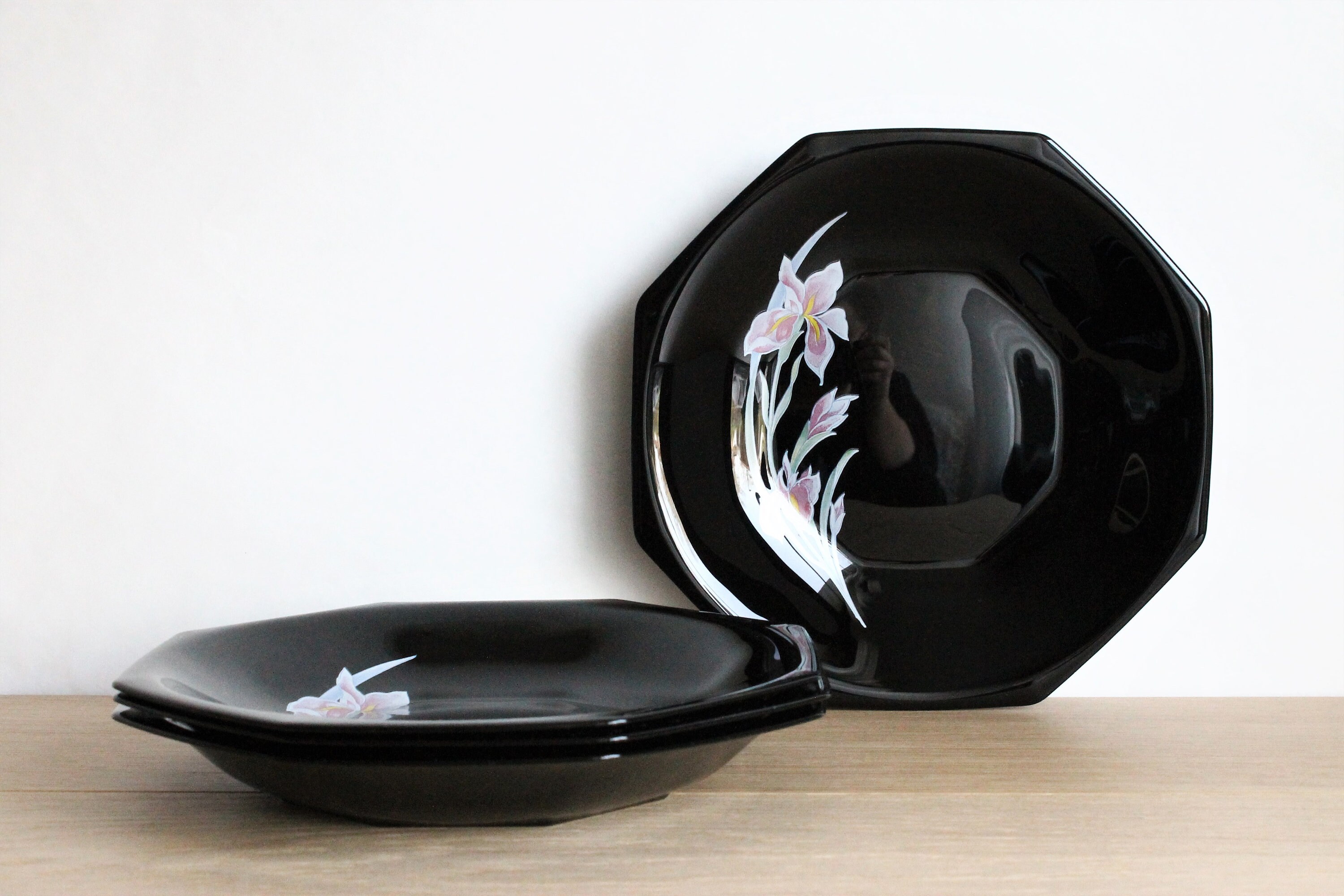 Set of 4 French vintage 80s rare Arcoroc Novoctime Borneo black glass deep dinner plates or soup bowls