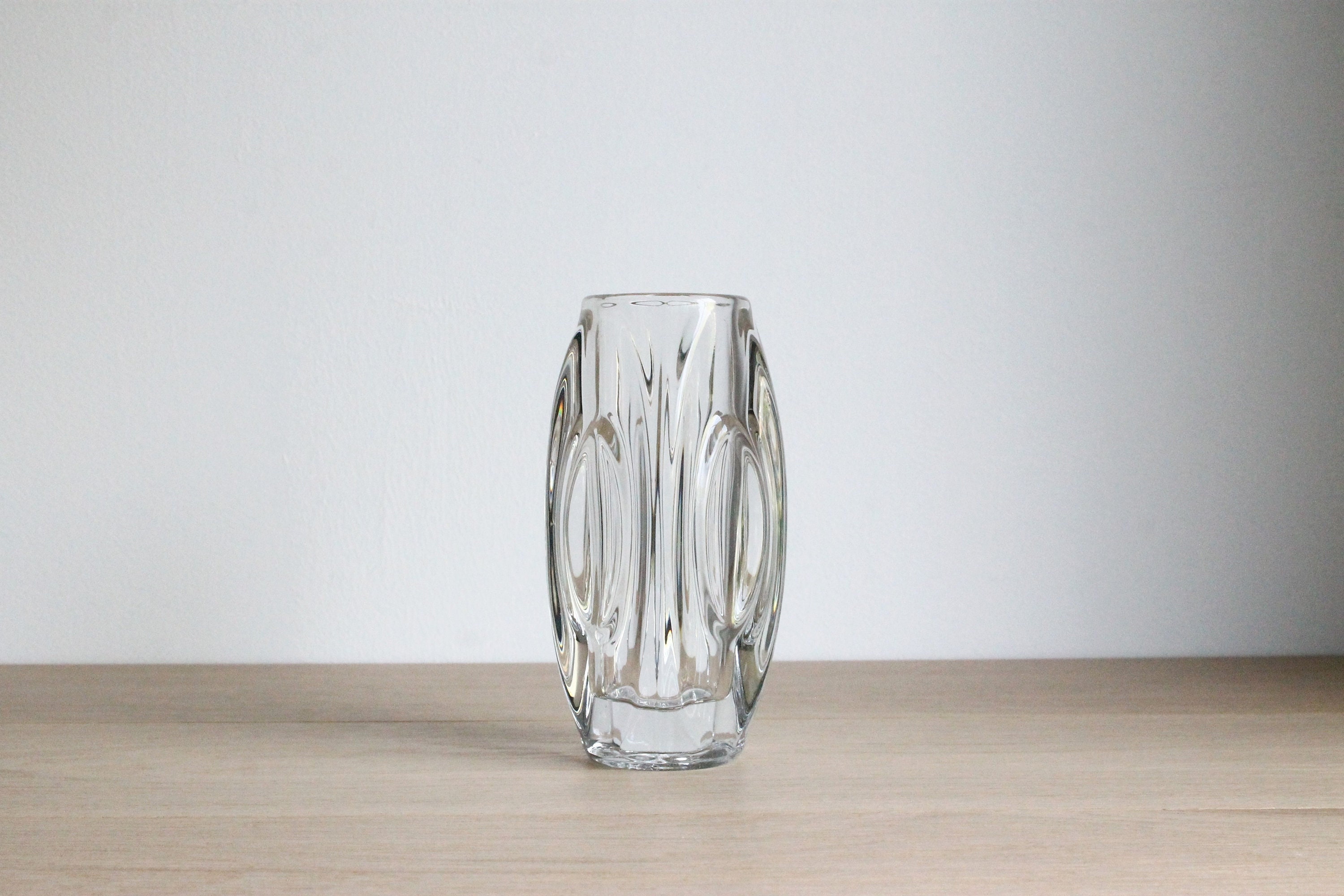 Vase à Balles Lentille Rudolf Schrötter Vintage Pour Sklo Union, Verre Pressé Clair, d'un Marché Aux