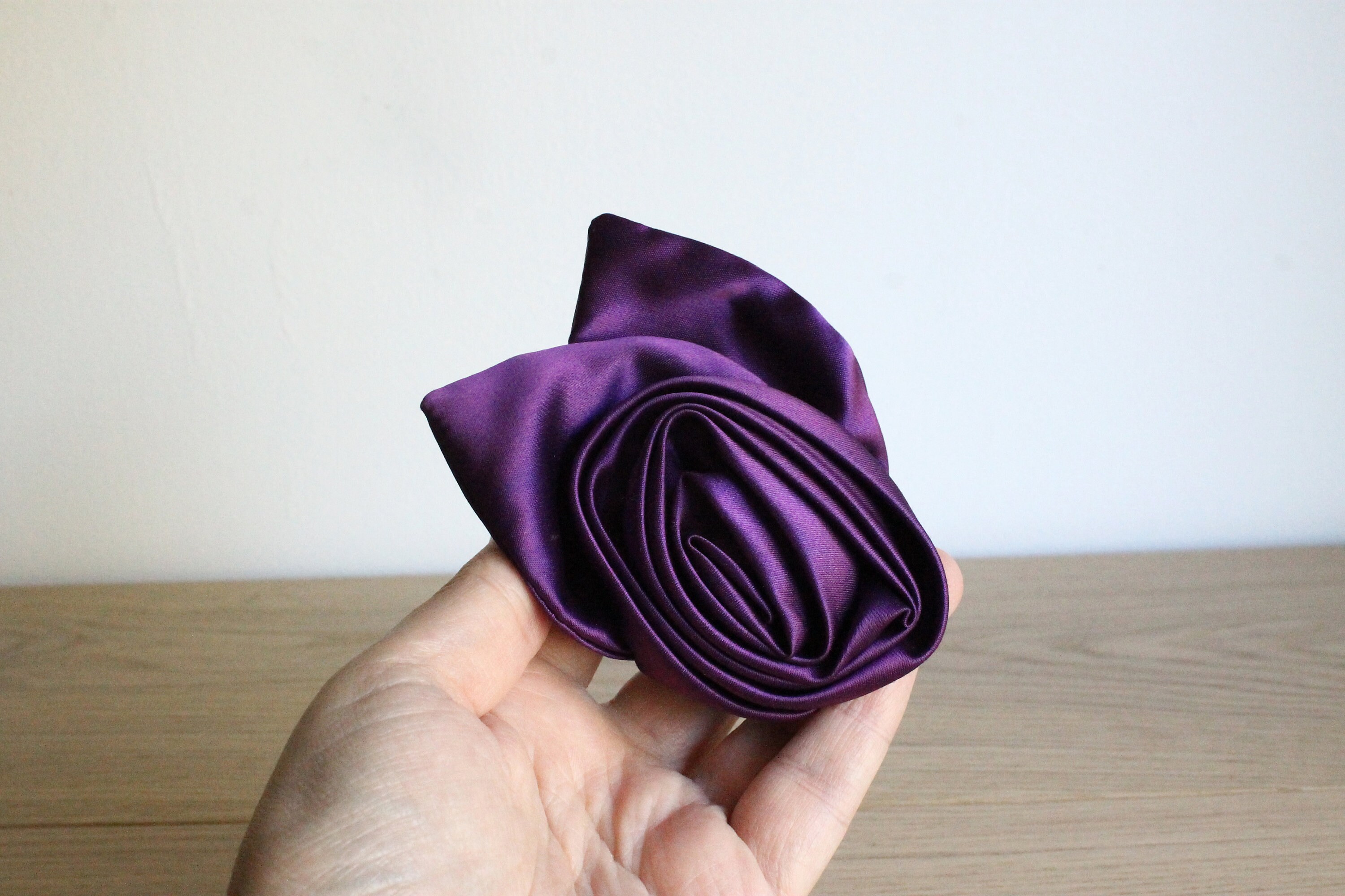 Broche Vintage Carita Paris - Occasion, Pièce De Collection Ou Accessoire Mode