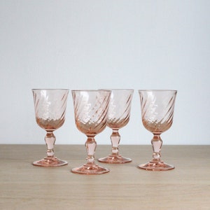 4 vintage Franse Rosaline-limonadeglazen uit de jaren 70, likeur- of portglazen, Luminarc blush roze swirl-glaswerk