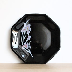 French vintage 80s rare Arcoroc Novoctime Borneo black glass serving platter with a floral decor