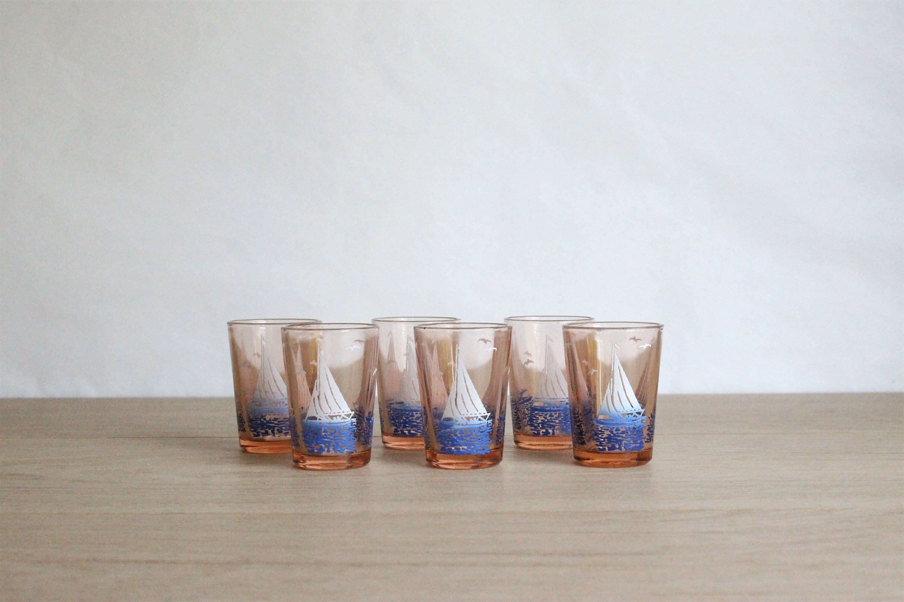 6 Français Verres Vintage 50S 60S Shot ou Liqueurs, Verre Rose Blush avec Un Décor de Voilier