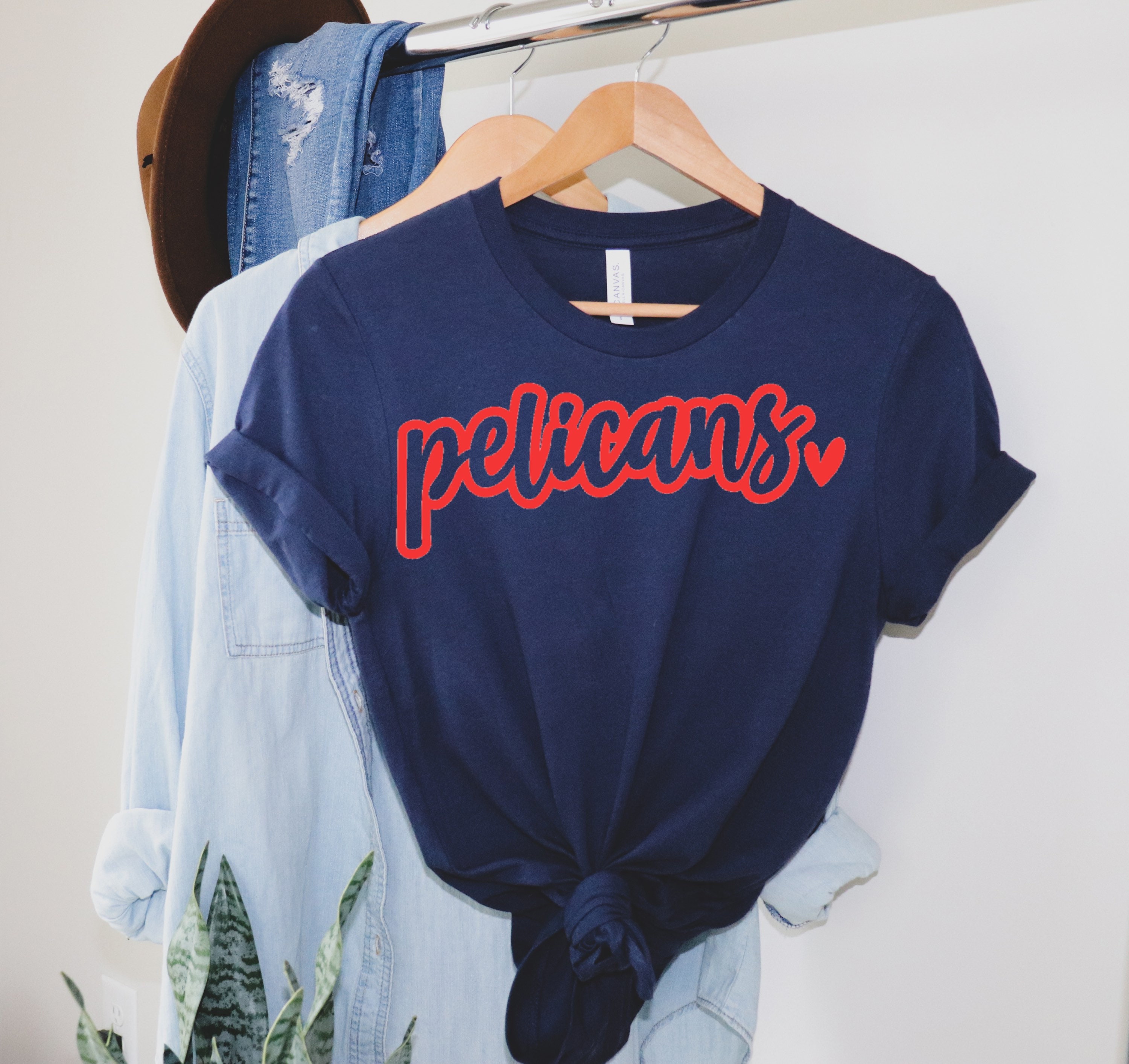 Women's pelicans shirt 2025