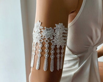 Bridal Gown White Lace Arm Garter, Boho Arm Tassel Band Jewelry, Carnaval Lace Arm Accessory, Handmade Jewelry/ FREE SHIPPING