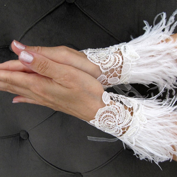 Manchettes de mariage floral bohème bracelet en dentelle perles bijoux faits main, plume d'autruche blanc cassé accessoires de mariée/livraison gratuite
