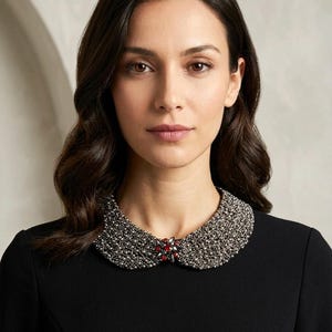 Handmade Silver Beaded Detachable Collar: Fashion Accessory, Stylish Beads Collar