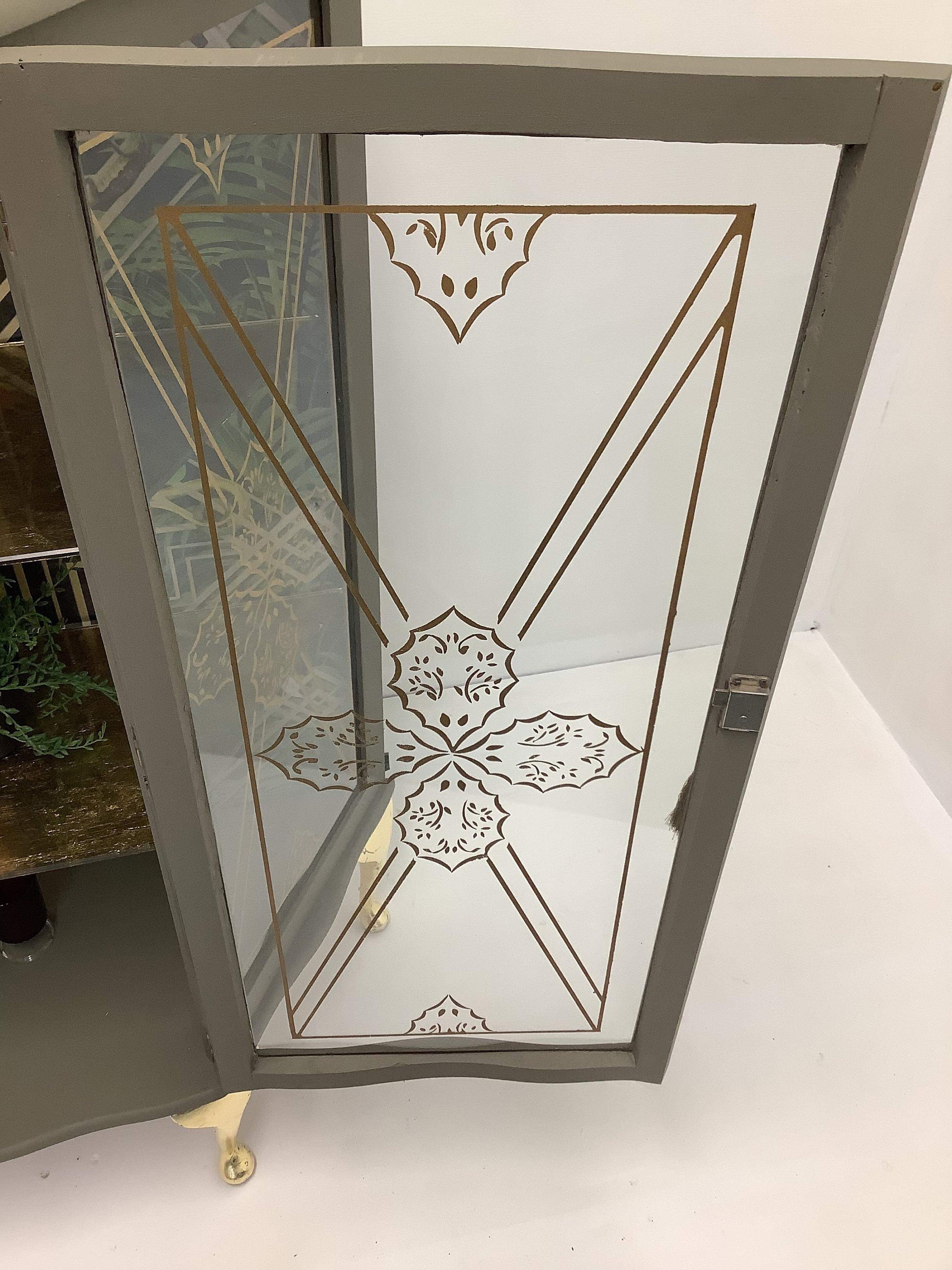 Bebidas pintadas a mano de color verde oliva de la década de | Etsy