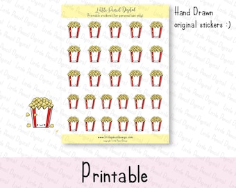 Może przedstawiać: Arkusz naklejek do wydruku z popcornem w czerwono-białych paskowanych pojemnikach. Popcorn jest żółty i puszysty. Tekst zawiera "Hand Drawn original stickers" i "Printable".