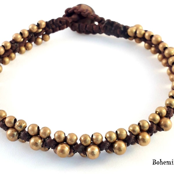 Bracelet macramé avec perles en laiton, noué à la main, style boho chic, inspiration bijoux indiens, pour homme, femme ou enfant