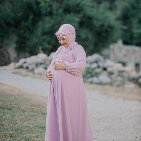 Faina // Robe de maternité islamique musulmane avec hijab à manches longues et longue traîne, couleur lilas, couleur personnalisée, séance photo de maternité