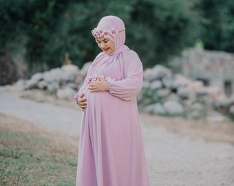 Faina // Muslim islamic maternity dress with long sleeve hijab and long train, Lilac color custom color, Maternity photo shoot shooting