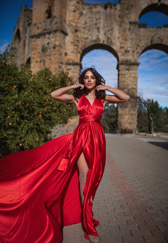 red flowy dress