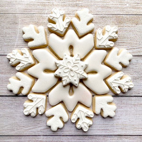 Snowflake Cookie Cutter Platter