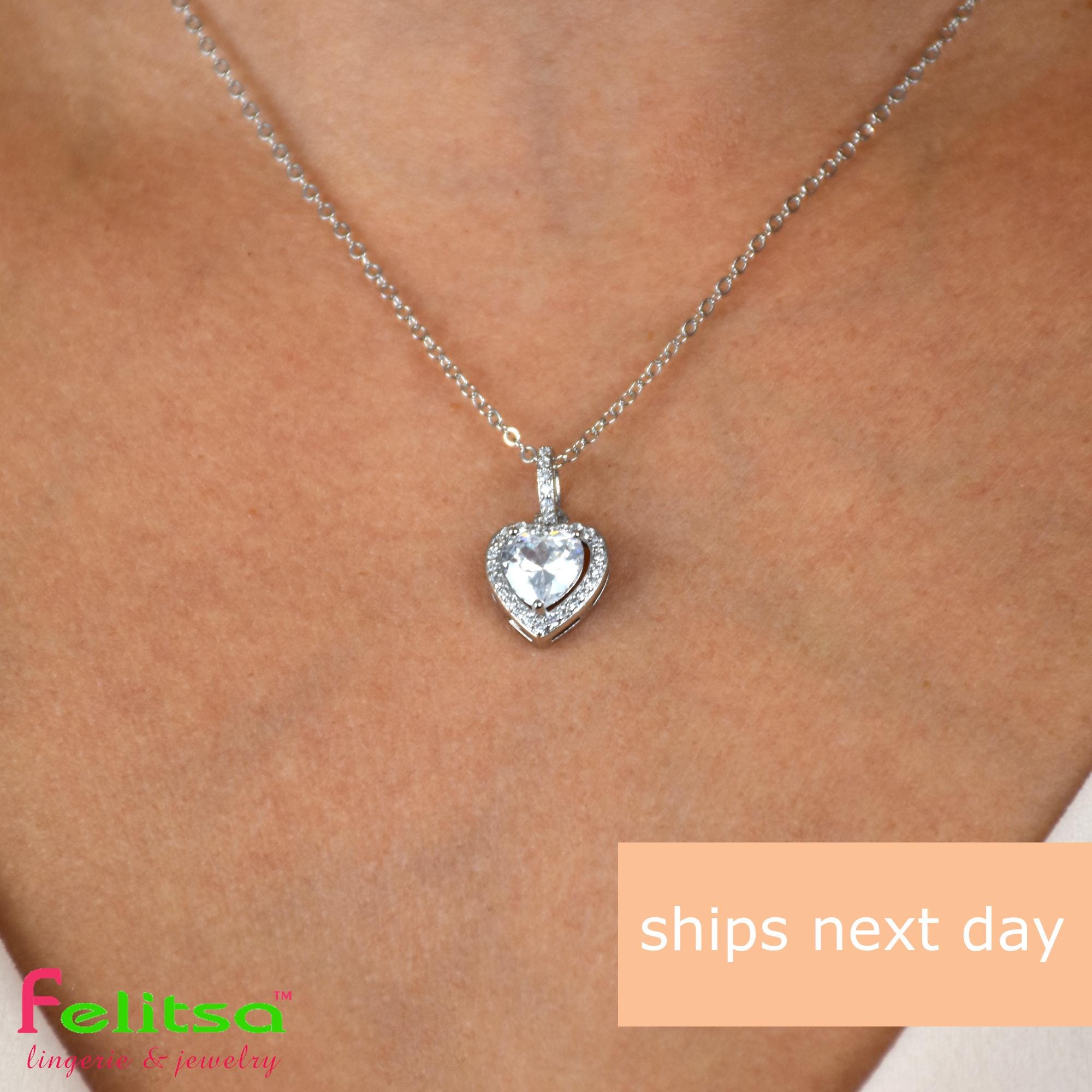 Collana a forma di cuore in argento sterling con zirconia cubica simulata - Collana a forma di cuore delicata - Collana a forma di cuore in argento - Italia