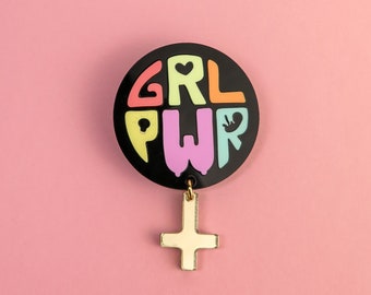 Broche Gril Power découpée au laser dans du verre acrylique pastel coloré, cadeau de déclaration d'autonomisation des femmes, badge GRL PWR amusant et plein d'esprit