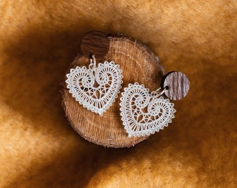 Acrylic Folk Heart Earrings with Engraved Lace Immitation