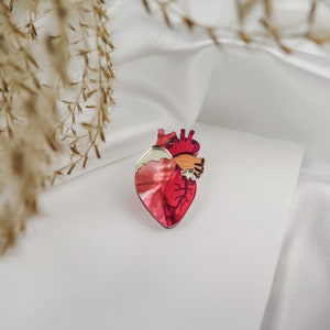 Anatomical Heart Lapel Pin lasercut from acrylic glass, perfect Valentine's day gift, unisex zdjęcie 4