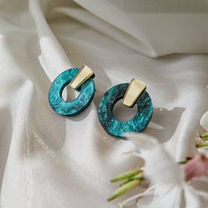 Minimalistic Acrylic Earrings in Glitter Emerald color with gold mirror detail