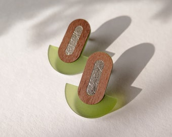 Minimalistic Acrylic Earrings in Art Deco Bauhaus Style, combination of acrylic glass, walnut veneer and golden washable paper