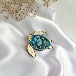 Elegant Turtle Brooch laser cut from gold mirror, turquoise and black patterned acrylic glass image 4