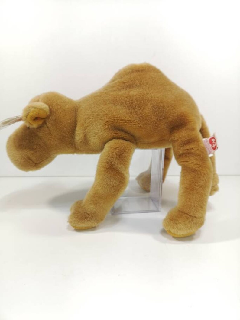 camel beanie boo