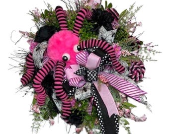 Pink and Black Halloween Spider Wreath - Cute Spooky Decor, Front Door Wreath, Halloween Party Decoration