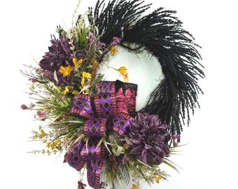 Spooky Halloween Wreath: Gothic Candle & Purple Floral Decor