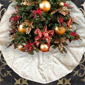 Christmas Tree Skirt, Mink Faux Fur, Minimal Elegant Tree Skirt, Handmade Holiday Shabby Chic Decor by Sade, Locally Made in New York
