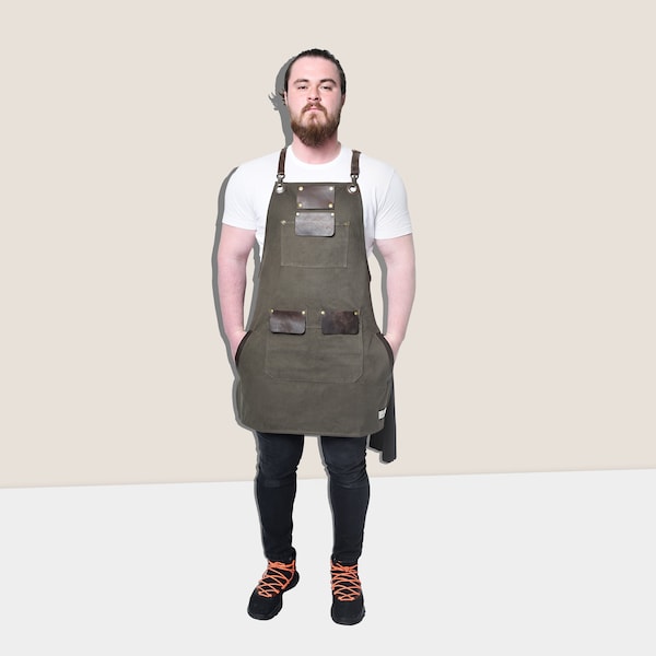 Personalized Apron for Men and Women, Perfect Gift For a Housewarming, Customized with Name or Logo, Ultimate Comfort While the Side Pockets