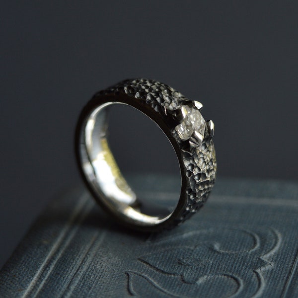 Roughly textured band with raw Herkimer diamond, Women dragon age ring, Earth element viking ring, Pagan jewelry, Fantasy ring of old times