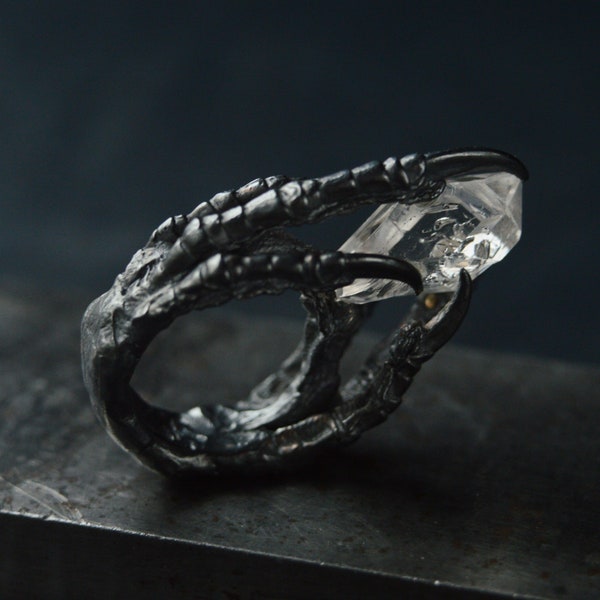 Oxidized silver ring with raven claws and raw Herkimer diamond, Grunge aesthetic jewelry, Dragon ring for women, Pagan druid ring