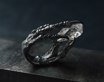 Forum Novelties Dragon Claw Ring