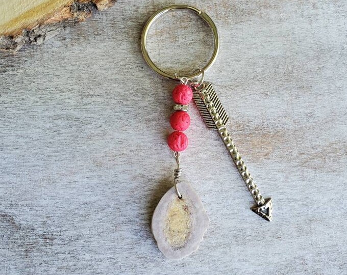 Deer Antler Essential Oil Keychain with Hot Pink Beads and Silver Arrow Charm Real Antler Keychain for Women Antler Slice Keychain