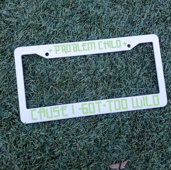 Huntrix - KPOP - Demon Hunters License Plate Frame (WHITE), Golden