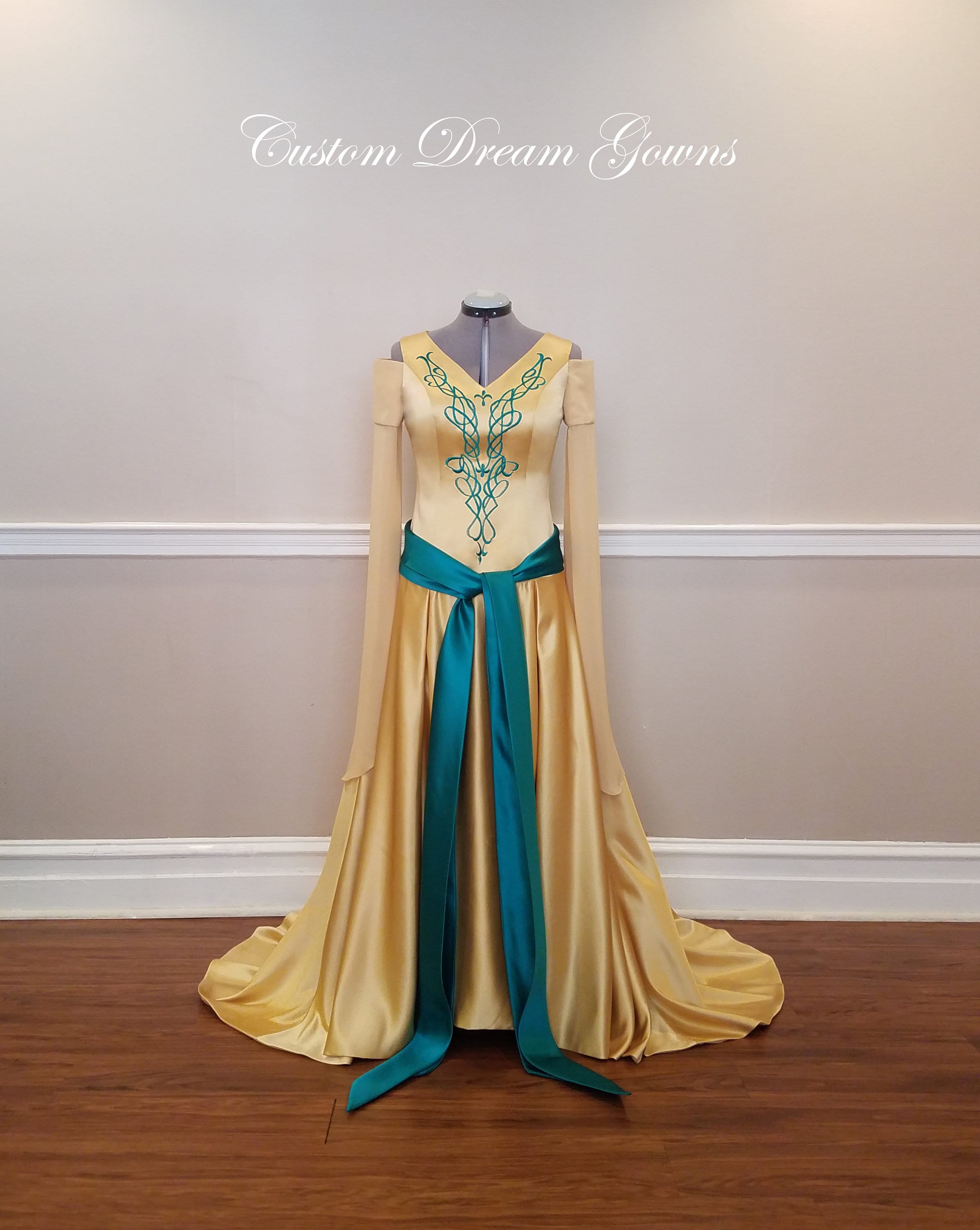 Elven Wedding Dress Medieval Dress 