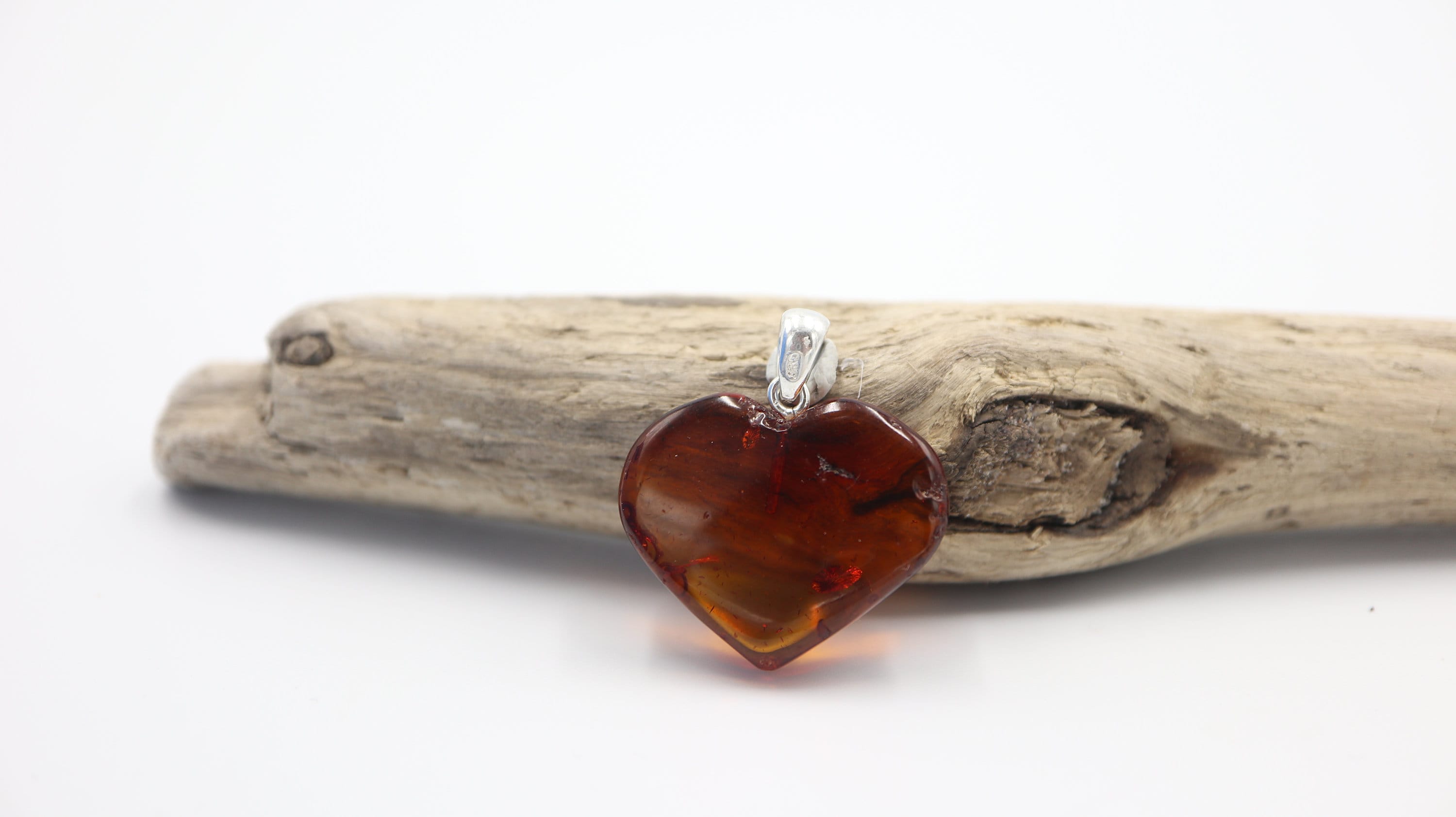 Pendentif Cœur En Ambre Baltique Cognac - Monture Argent 925 - Pierre Naturelle - Fait Main Lituanie