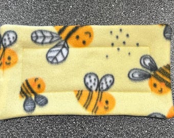 Fleece Bumble Bees Guinea Pig Pee pads / Guinea pig Bees drip pads / Guinea pig  Pee pads / Guinea Pig Bedding