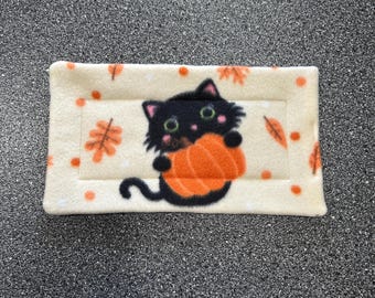 Halloween Kitty Guinea Pig Pee Pads / Guinea Pig drip pads / Guinea Pig Bedding / Guinea Pig Halloweeen Pee pad / Pumpkin Pee pads
