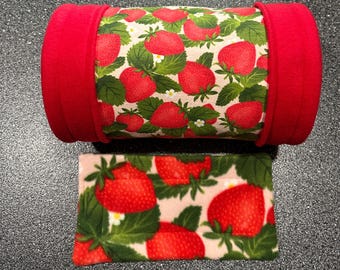 Strawberry Patch Guinea Pig Tunnel / Guinea Pig Bedding / Guinea Pig Strawberry Hideout / Guinea Pig Pee Pads / Guinea Pig Fleece Forest