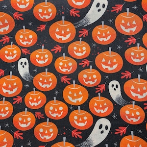 Pumpkins and Ghosts on Black Guinea Pig Tunnel / Guinea Pig Bedding / Guinea Pig Hideout / Guinea Pig Pee Pads / Guinea Pig Halloween