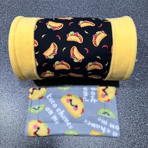 Taco Dinner Guinea Pig Tunnel / Fast Food Guinea Pig Bedding / Guinea Pig Hideout / Taco Guinea pig Pee pads / Guinea Pig Tacos