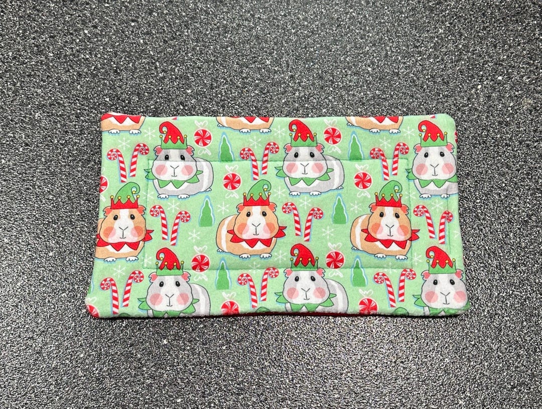 Elf Guinea Pig Pee Pads / Guinea Pig Christmas Drio Pads / Guinea Pig ...