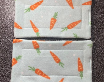 Set of 2!! Fleece Easter Guinea Pig Pee pads / Guinea pig Easter drip pads / Guinea pig Easter Liner / Hedgehog pee pads / ferret liners